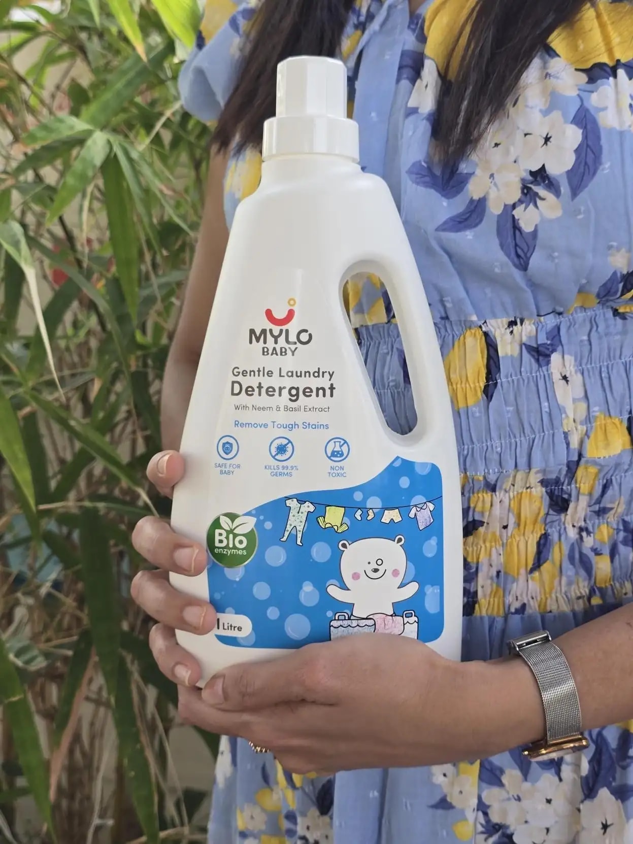 Baby Safe Liquid Detergent for Baby Clothes | Tough on stains | Gentle on clothes | Keeps Color & Softness Intact | Suitable for Front & Top Load Washing Machine | 1 litre - Pack of 2
