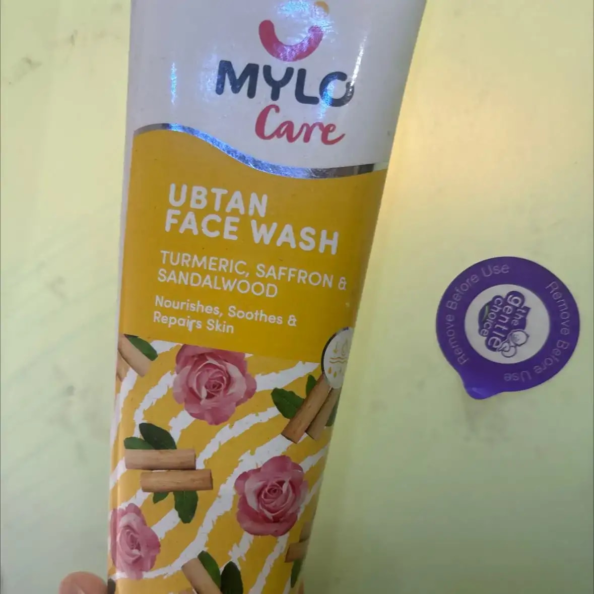 Ubtan Face Wash with Saffron, Nalpamaradi Oil & Turmeric | Brightens Skin | Removes Dead Skin Cells | Fights Acne | Lightens Skin (100 gm)