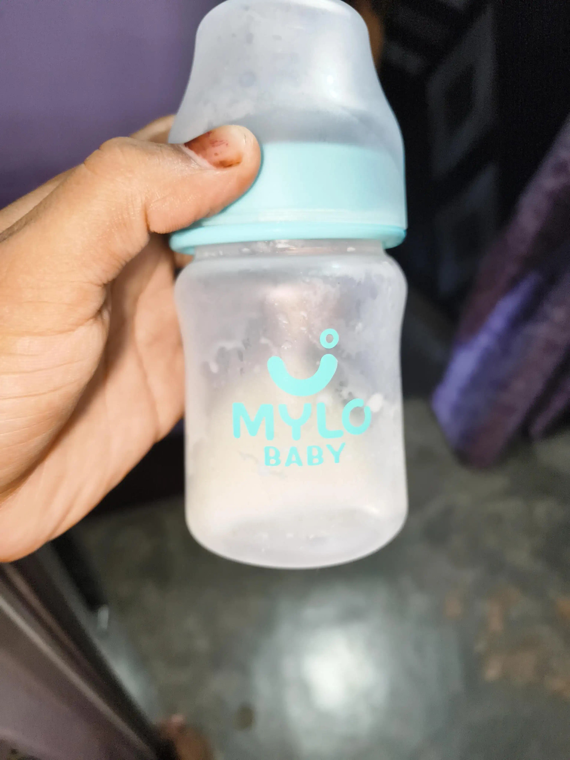 Manual Breast Pump For Feeding Mothers | Anti Colic & BPA Free | Compact & Lightweight | Easy to hold | Easy to Clean | With Bottle (150 ml)