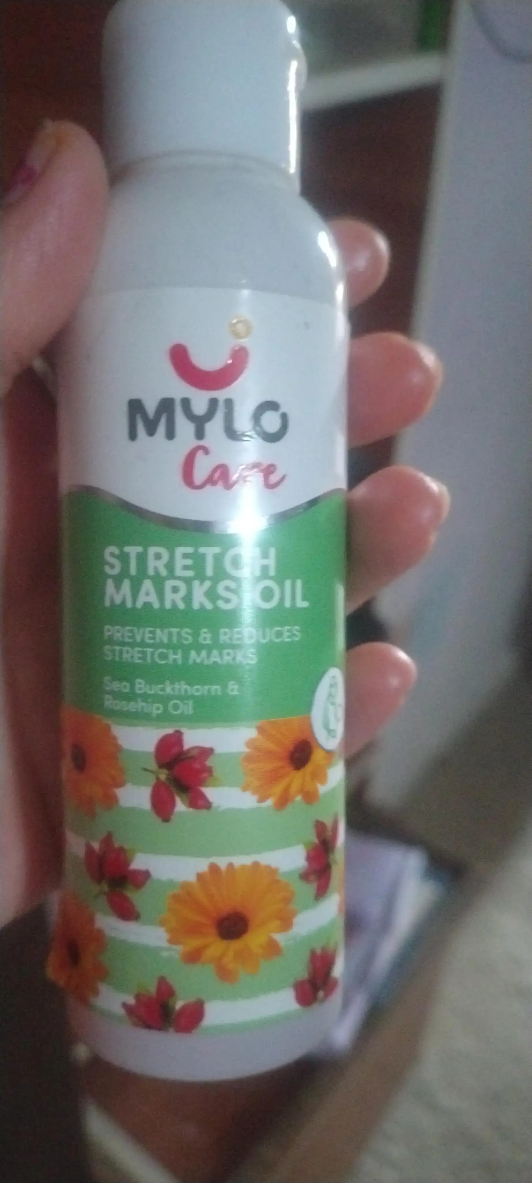 Stretch Marks Kit - Removes Scars | Made with Natural Ingredients | Tightens Skin - (1 Stretch Mark Oil - 100 ml, 2 Stretch Marks Cream - 100ml each)
