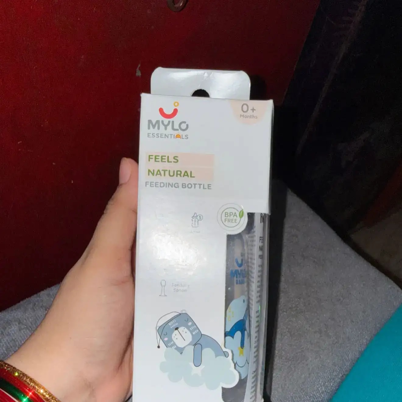 2-in-1 Baby Feeding Bottle | BPA Free with Anti-Colic Nipple & Spoon | Easy Flow Neck Design - Lion & Giraffe 125ml & 250ml