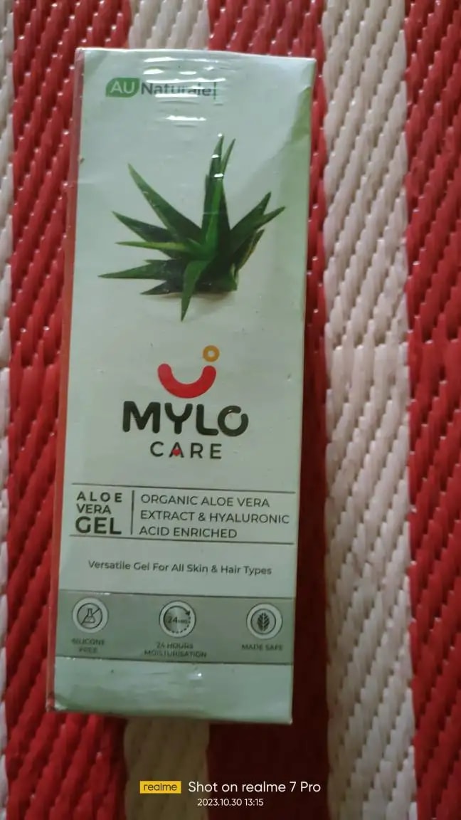 Aloe Vera Gel with 99% Organic Aloe Vera | Nurtures Skin & Hair | Reduces Suntan | Soothes Burns | Enhances Hair Resilience (300 ml)