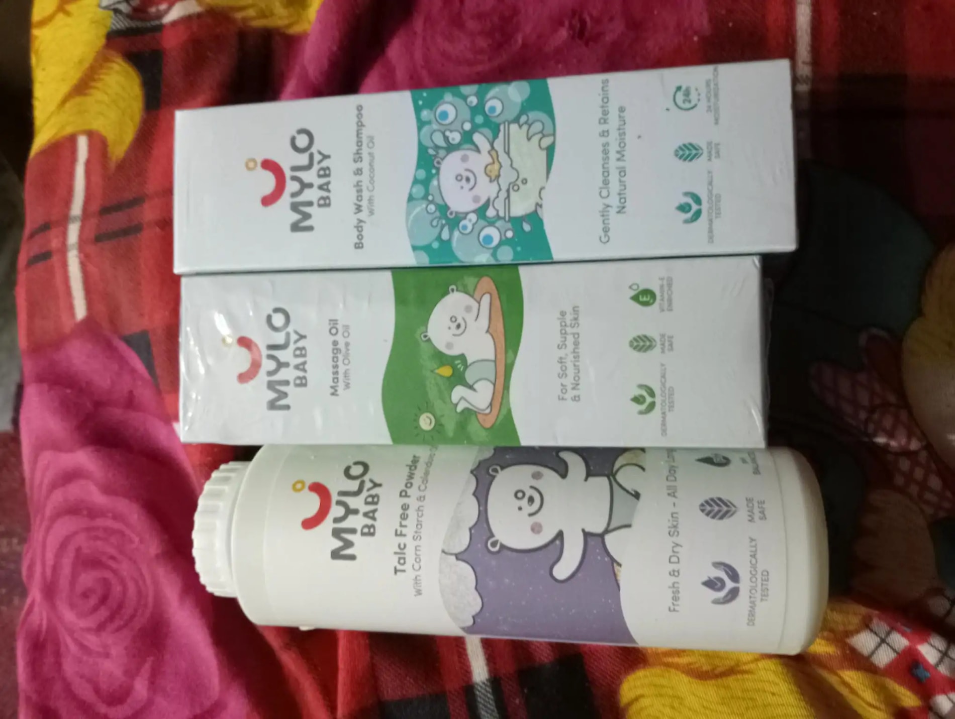 Mylo Herb Enriched Baby Massage Oil - 100 ml | For Winters Dermatologically Tested | Made Safe Certified | Nourishes Skin | Strengthens Immunity | Ayurvedic Preparation