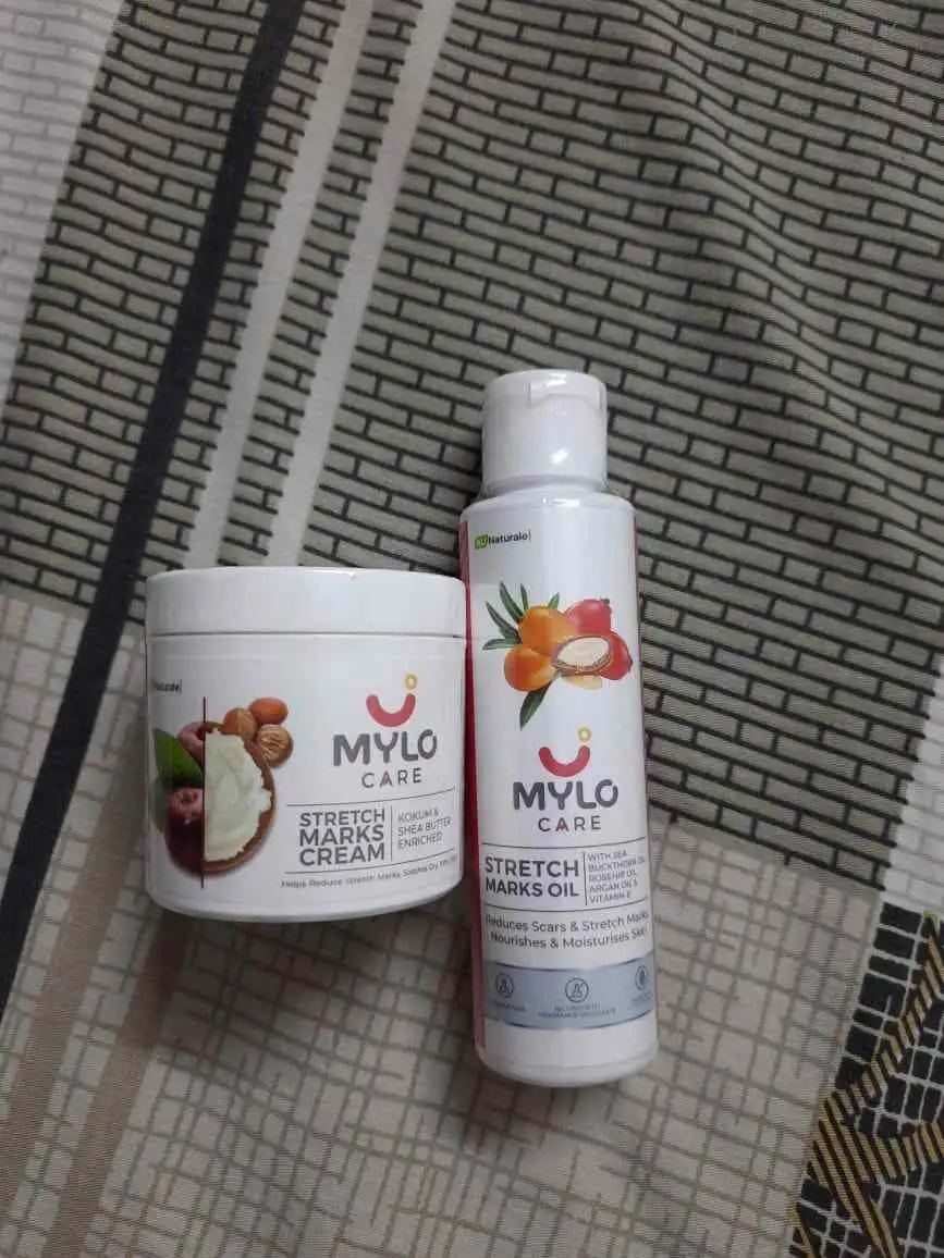 Stretch Marks Kit - Removes Scars | Made with Natural Ingredients | Tightens Skin - (1 Stretch Mark Oil - 100 ml, 2 Stretch Marks Cream - 100ml each)