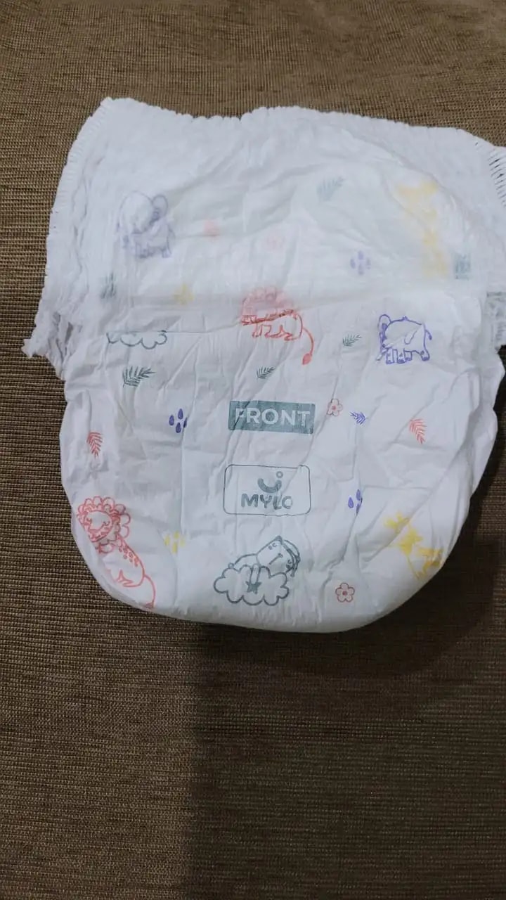 Mylo Baby New Born Diaper Pants | Up to 5Kgs | with Wetness Indicator | 92 Count