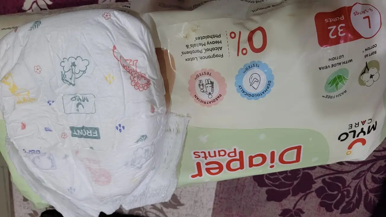 Mylo Baby New Born Diaper Pants | Up to 5Kgs | with Wetness Indicator | 92 Count