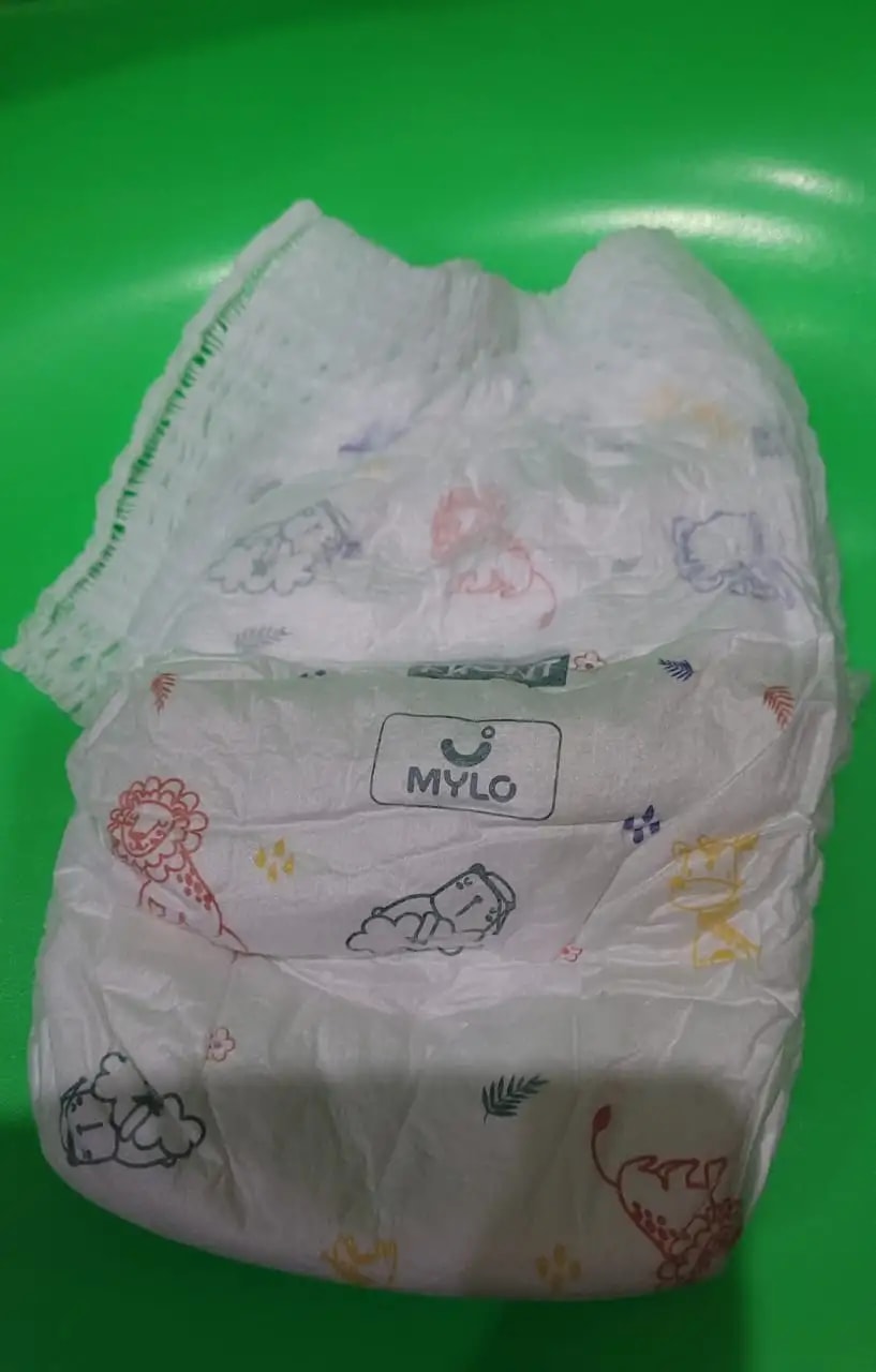 Mylo Baby New Born Diaper Pants | Up to 5Kgs | with Wetness Indicator | 92 Count
