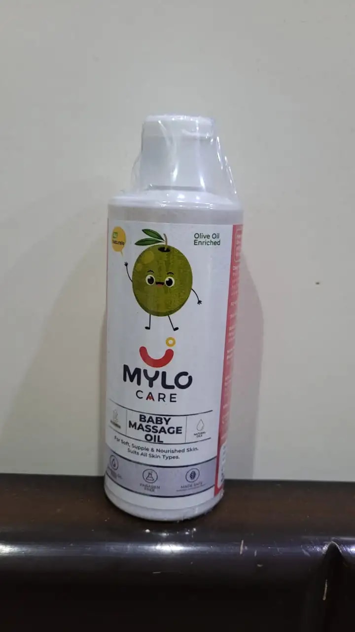 Mylo Herb Enriched Baby Massage Oil - 100 ml | For Winters Dermatologically Tested | Made Safe Certified | Nourishes Skin | Strengthens Immunity | Ayurvedic Preparation
