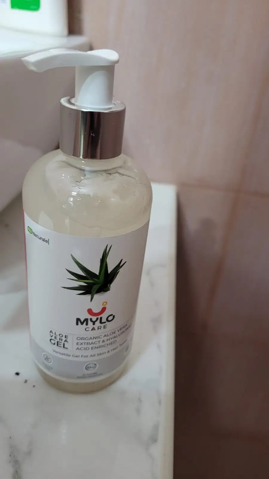 Aloe Vera Gel with 99% Organic Aloe Vera | Nurtures Skin & Hair | Reduces Suntan | Soothes Burns | Enhances Hair Resilience (300 ml)