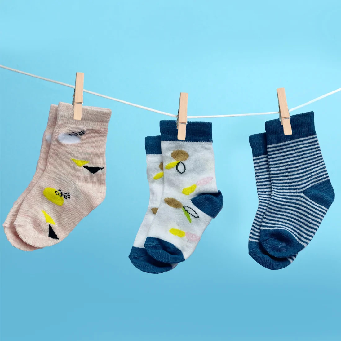 Baby Socks 12-24 Months | Elasticated & Antibacterial | Breathable, Shrinkable, Sweat & Wear Resistant | Unisex Blue Striped & Floral | Pack of 3