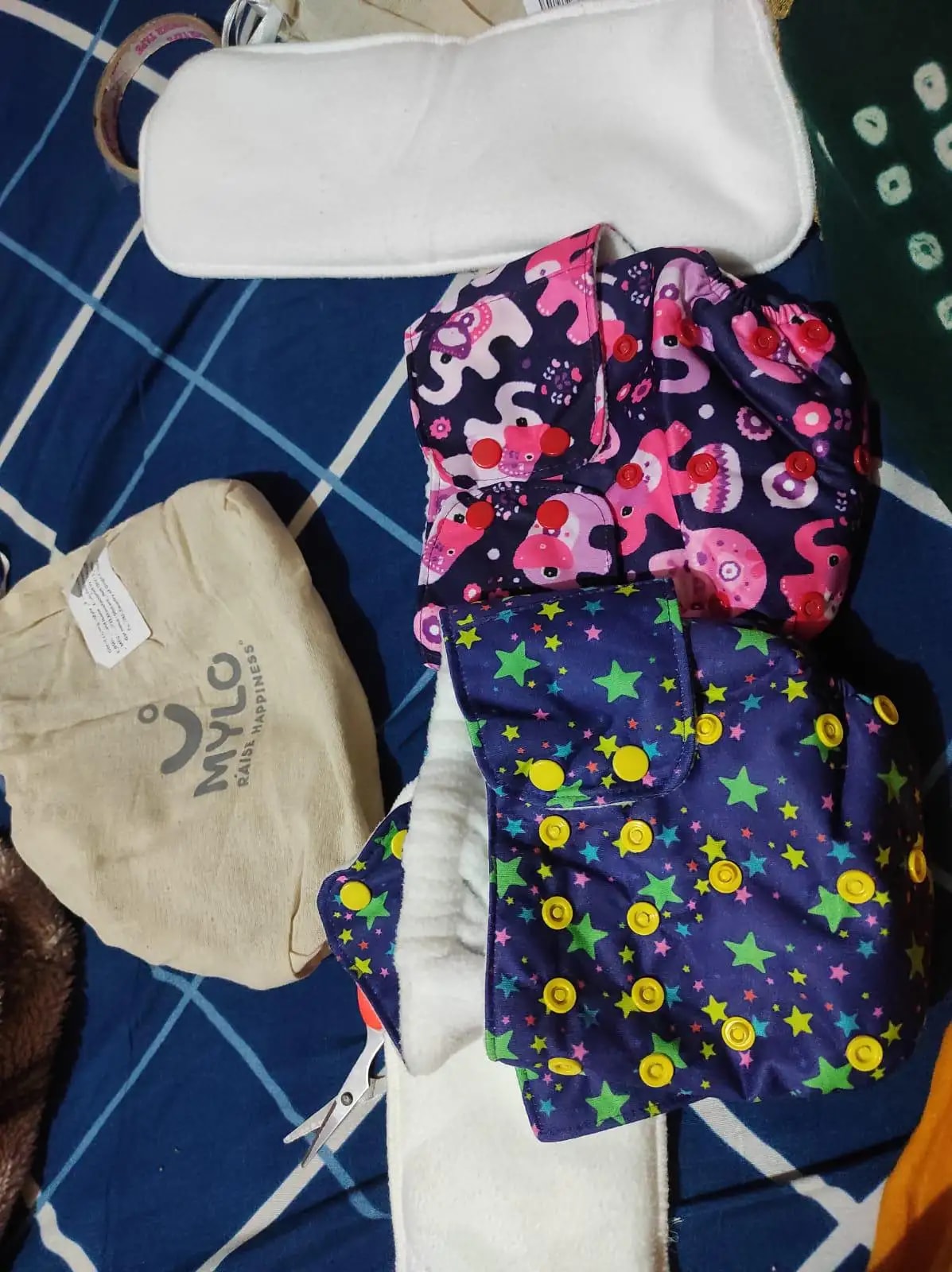 Adjustable Washable & Reusable Cloth Diaper With Dry Feel, Absorbent Insert Pad (3M-3Y) Prevents Rashes - Floral Spring - Pack of 1