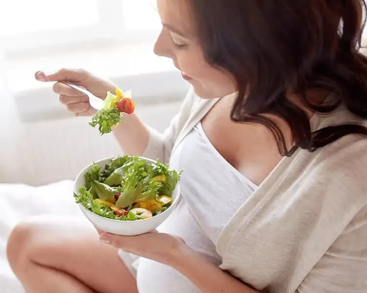 Foods to eat for healthy fetal brain development