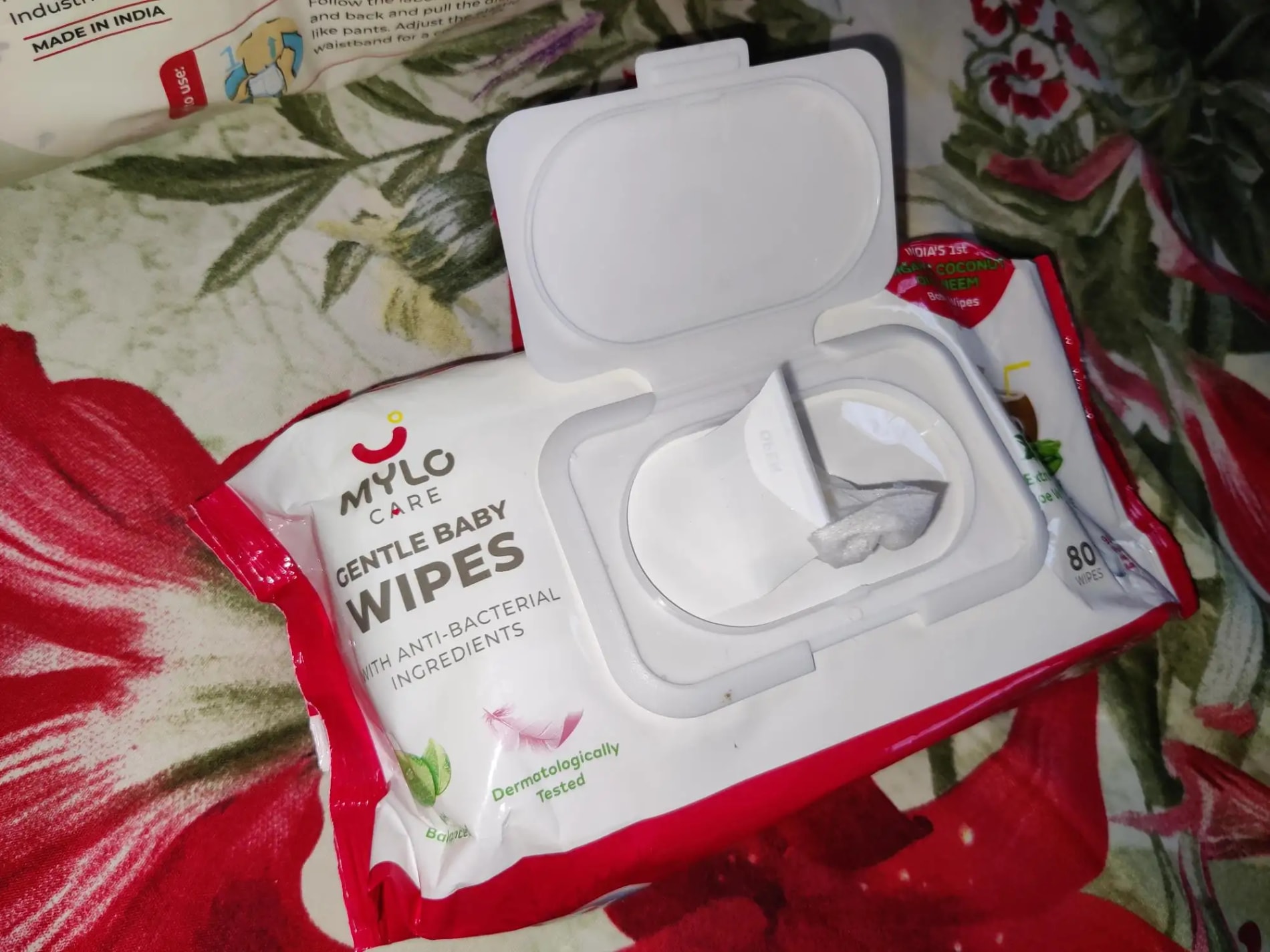 Gentle Baby Wipes With Lid - Organic Coconut Oil, Neem, Aloe Vera and Vitamin E | 98% Pure Water | Dermatologically Tested (Pack of 6) - 72 Wipes Per Pack