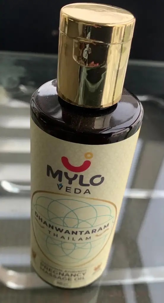 Ayurvedic Pregnancy Massage Oil | Relieves Pregnancy Pain & Ichiness | Heals Stretch Marks | Firms Up Body Post Pregnancy | Made with Dhanwantram Recipe (200 ml)