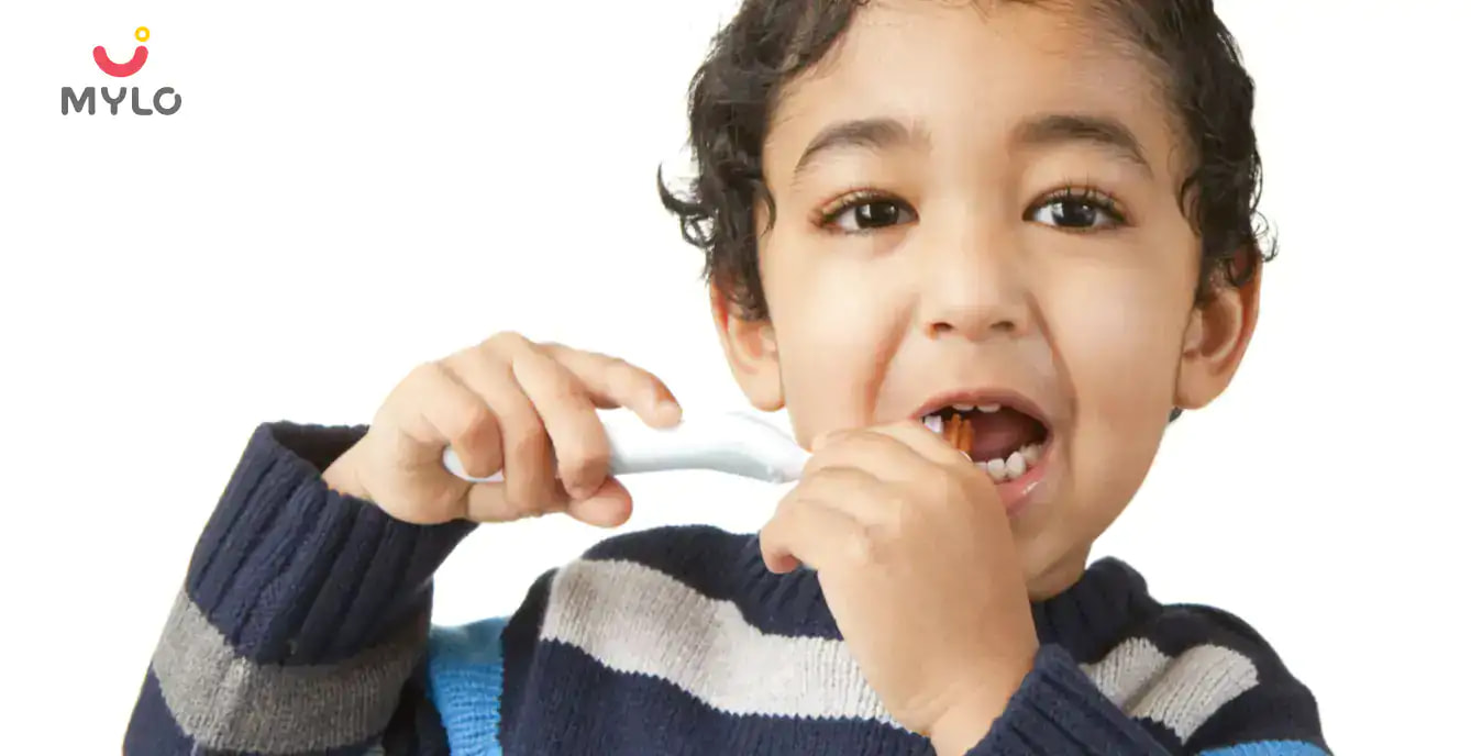 మీ బిడ్డ పళ్ళను ఎన్నిసార్లు ఫింగర్ టూత్ బ్రష్ తో బ్రష్ చేయాలి  (How Many Times Do You Need To Brush Your Baby's Teeth With A Finger Toothbrush in Telugu)