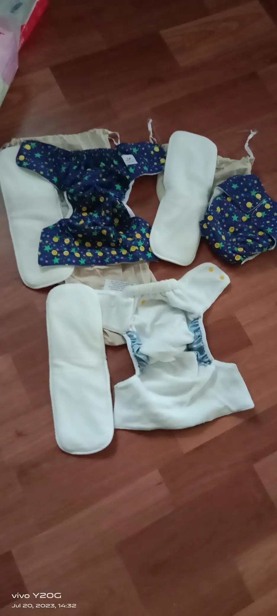 Adjustable Washable & Reusable Cloth Diaper With Dry Feel, Absorbent Insert Pad (3M-3Y) Prevents Rashes - Floral Spring - Pack of 1