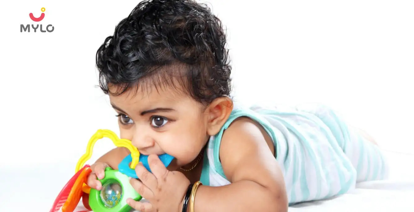 4-7 నెలల చిన్నారిలో దంతాలు వస్తున్నప్పుడు ఊహించవలసిన పరిణామాలు (Teething What To Expect In Your 4 To 7 Month Old in Telugu)