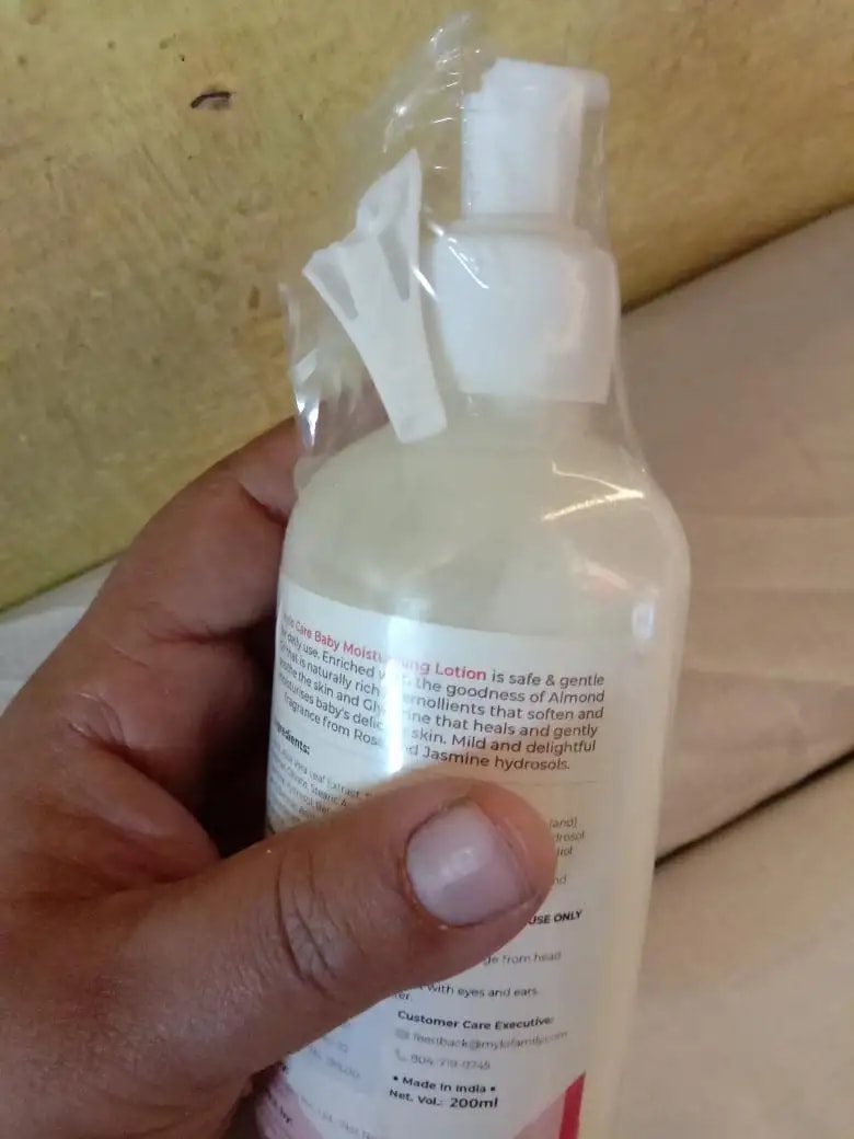 Baby Lotion for Kids | Made Safe Certified | Dermatologically Tested | Long Lasting 24 Hours Moisturisation | Soothes Dryness - 200 ml
