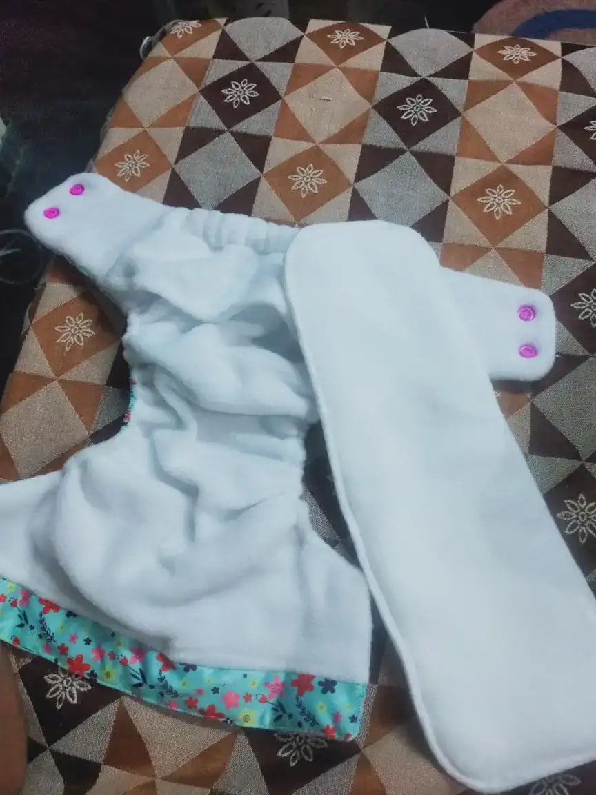 Adjustable Washable & Reusable Cloth Diaper With Dry Feel, Absorbent Insert Pad (3M-3Y) Prevents Rashes - Floral Spring - Pack of 1