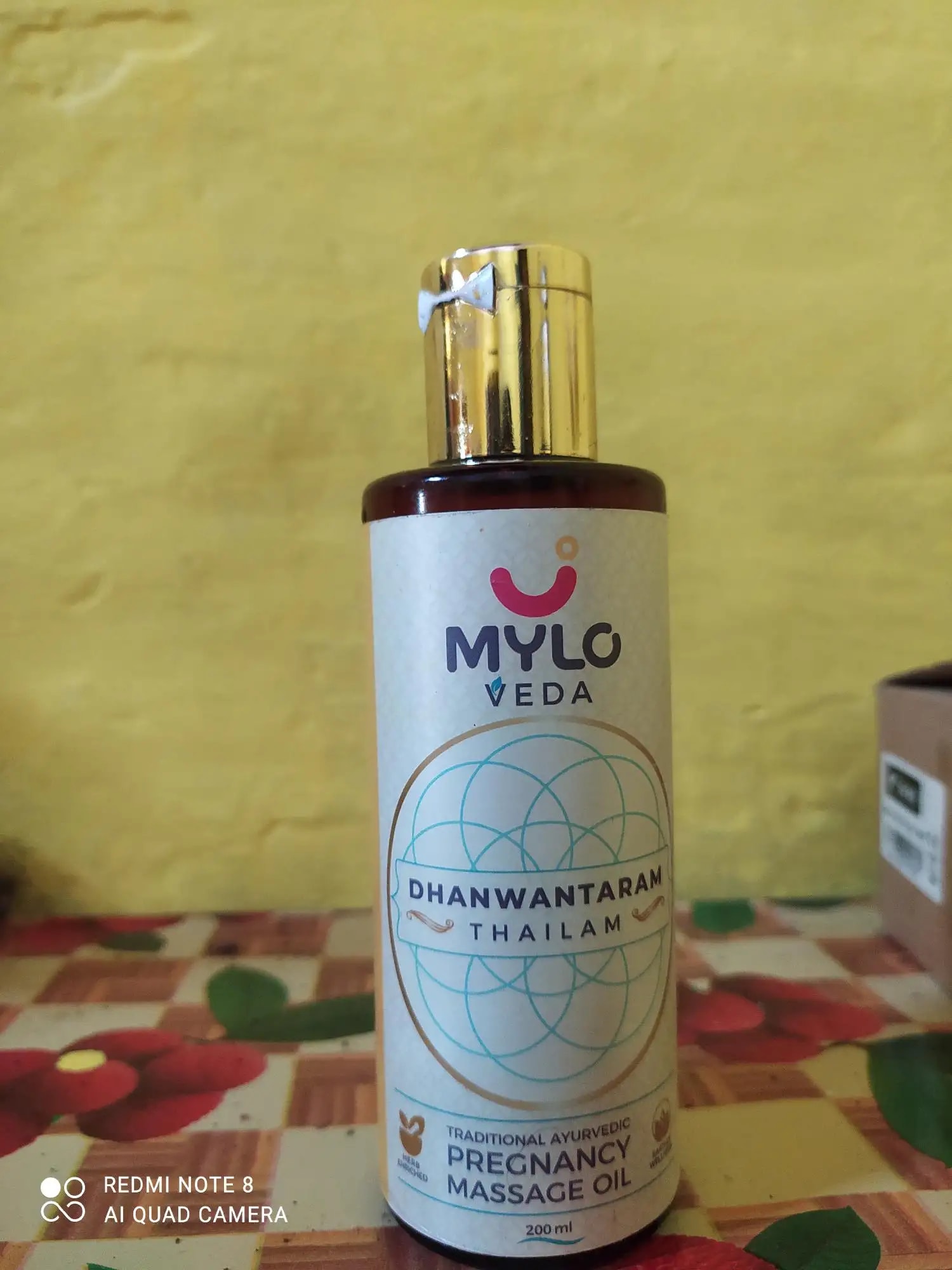 Ayurvedic Pregnancy Massage Oil | Relieves Pregnancy Pain & Ichiness | Heals Stretch Marks | Firms Up Body Post Pregnancy | Made with Dhanwantram Recipe (200 ml)