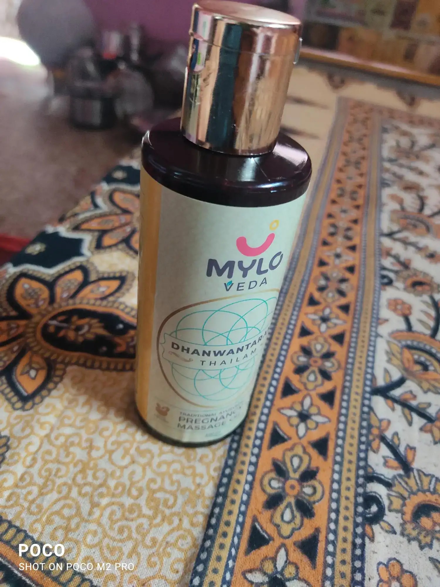 Ayurvedic Pregnancy Massage Oil | Relieves Pregnancy Pain & Ichiness | Heals Stretch Marks | Firms Up Body Post Pregnancy | Made with Dhanwantram Recipe (200 ml)
