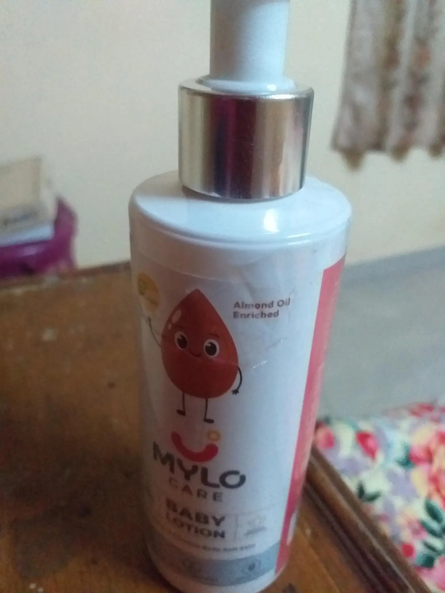 Baby Lotion for Kids | Made Safe Certified | Dermatologically Tested | Long Lasting 24 Hours Moisturisation | Soothes Dryness - 200 ml