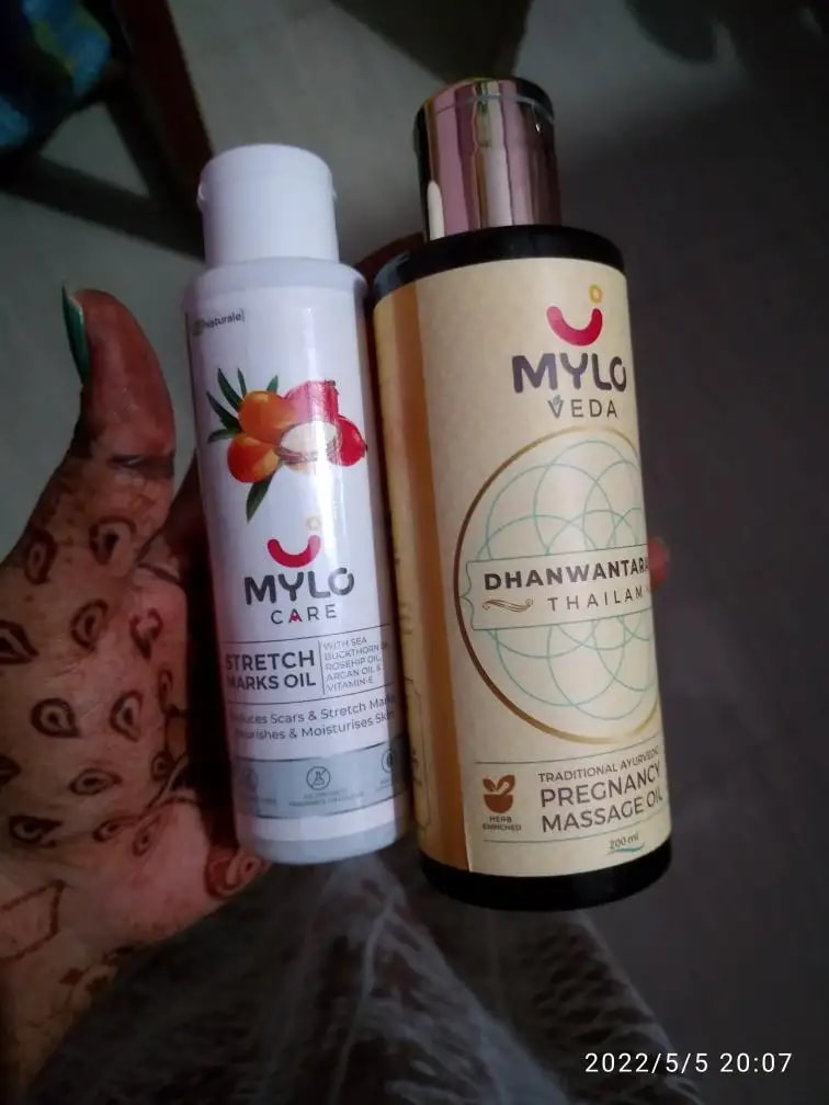 Stretch Marks Oil With Sea Buckthorn, Rosehip, Argan & Coconut Oil | Scars & Stretch Mark Lightening | Natural Skin Care Solution for Pregnant Women - 100ml