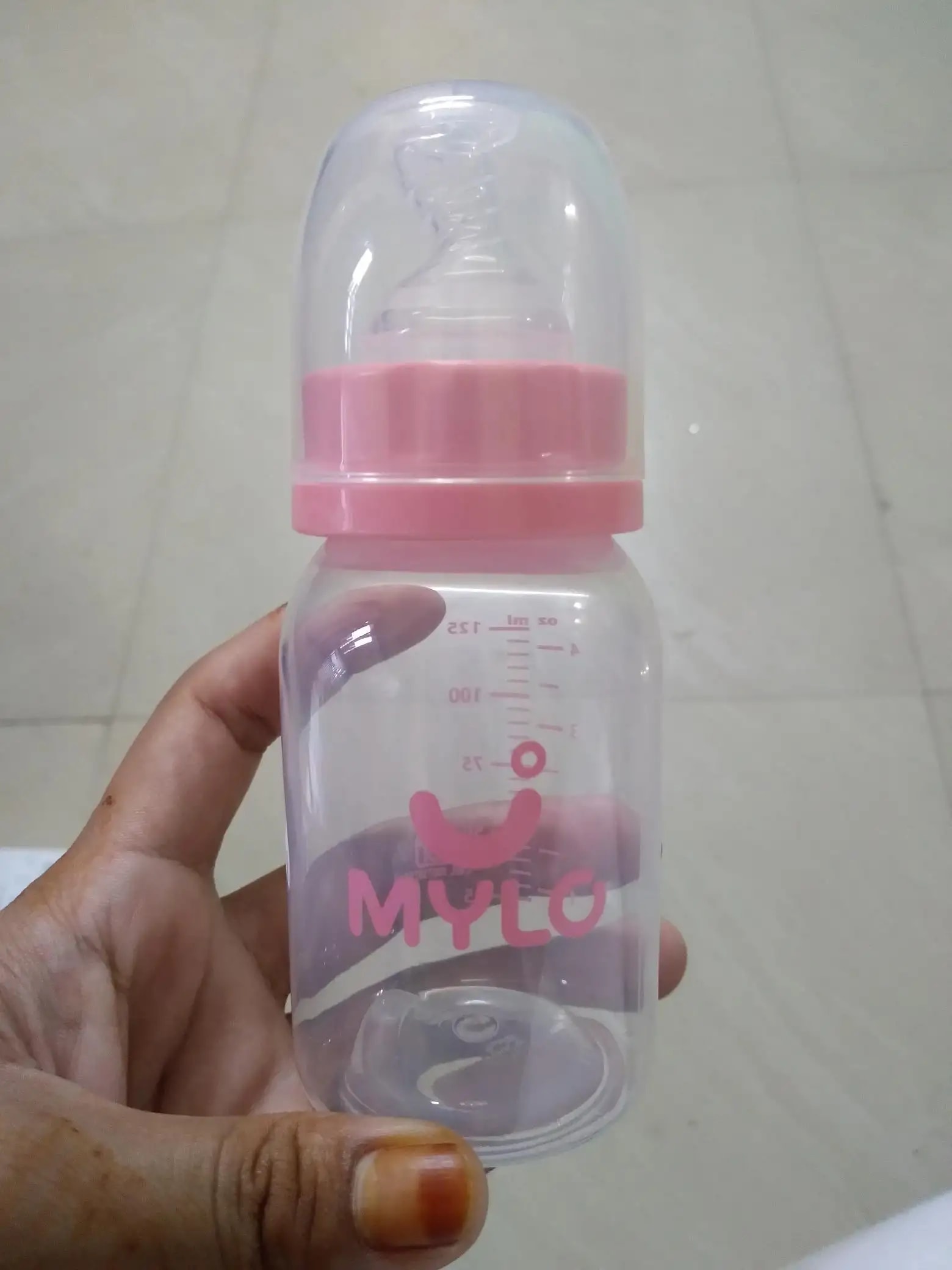 2-in-1 Baby Feeding Bottle | BPA Free with Anti-Colic Nipple & Spoon | Easy Flow Neck Design - Lion & Giraffe 125ml & 250ml
