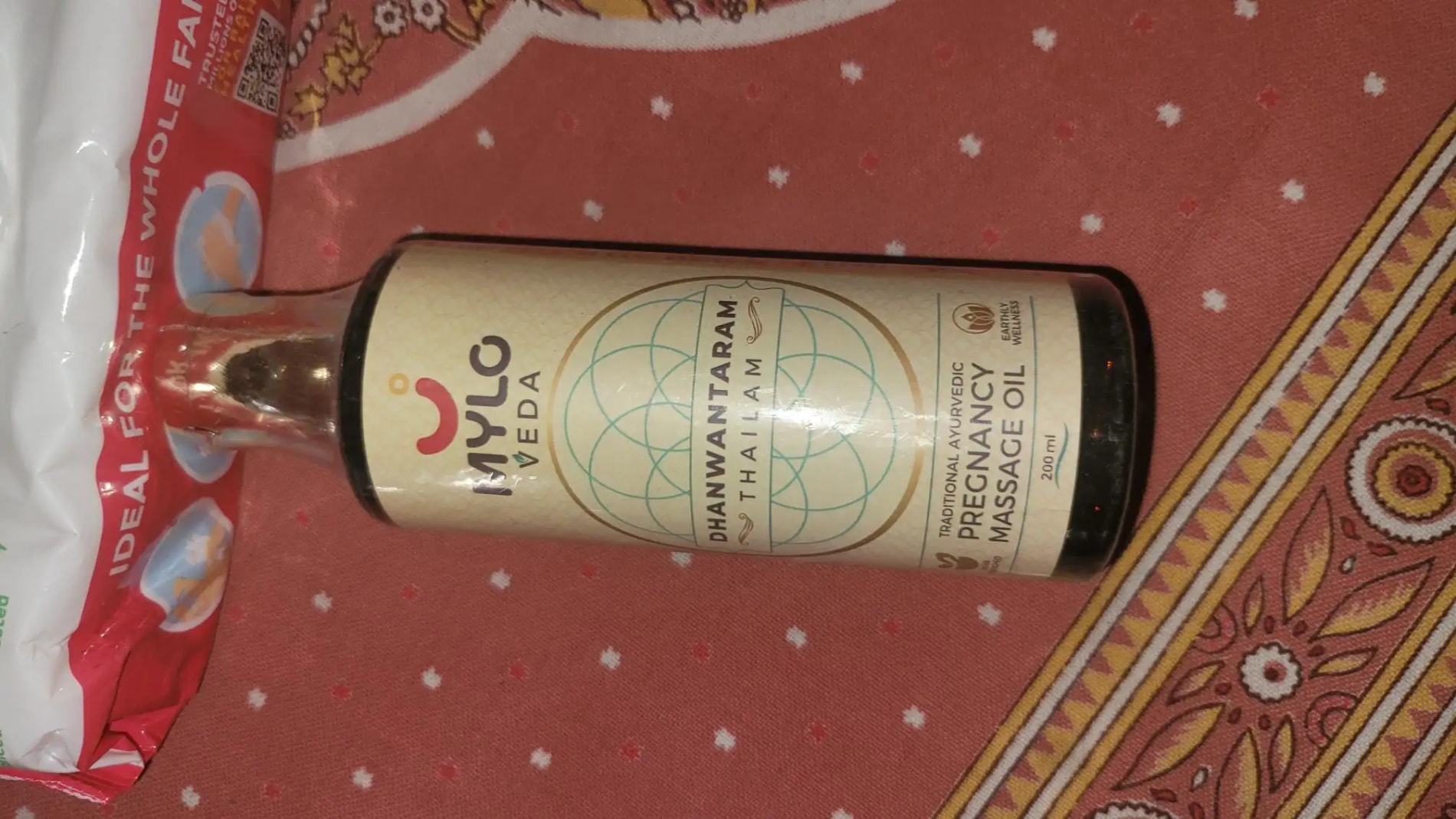 Ayurvedic Pregnancy Massage Oil | Relieves Pregnancy Pain & Ichiness | Heals Stretch Marks | Firms Up Body Post Pregnancy | Made with Dhanwantram Recipe (200 ml)