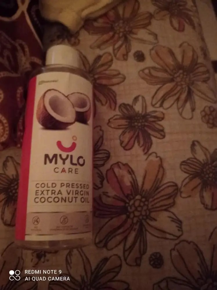 Cold Pressed Extra Virgin Coconut Oil for Skin & Hair - Nourishes Skin Deeply | Reduces Dandruff | Strengthens Hair | Soothes Baby's Rashes - 200 ml