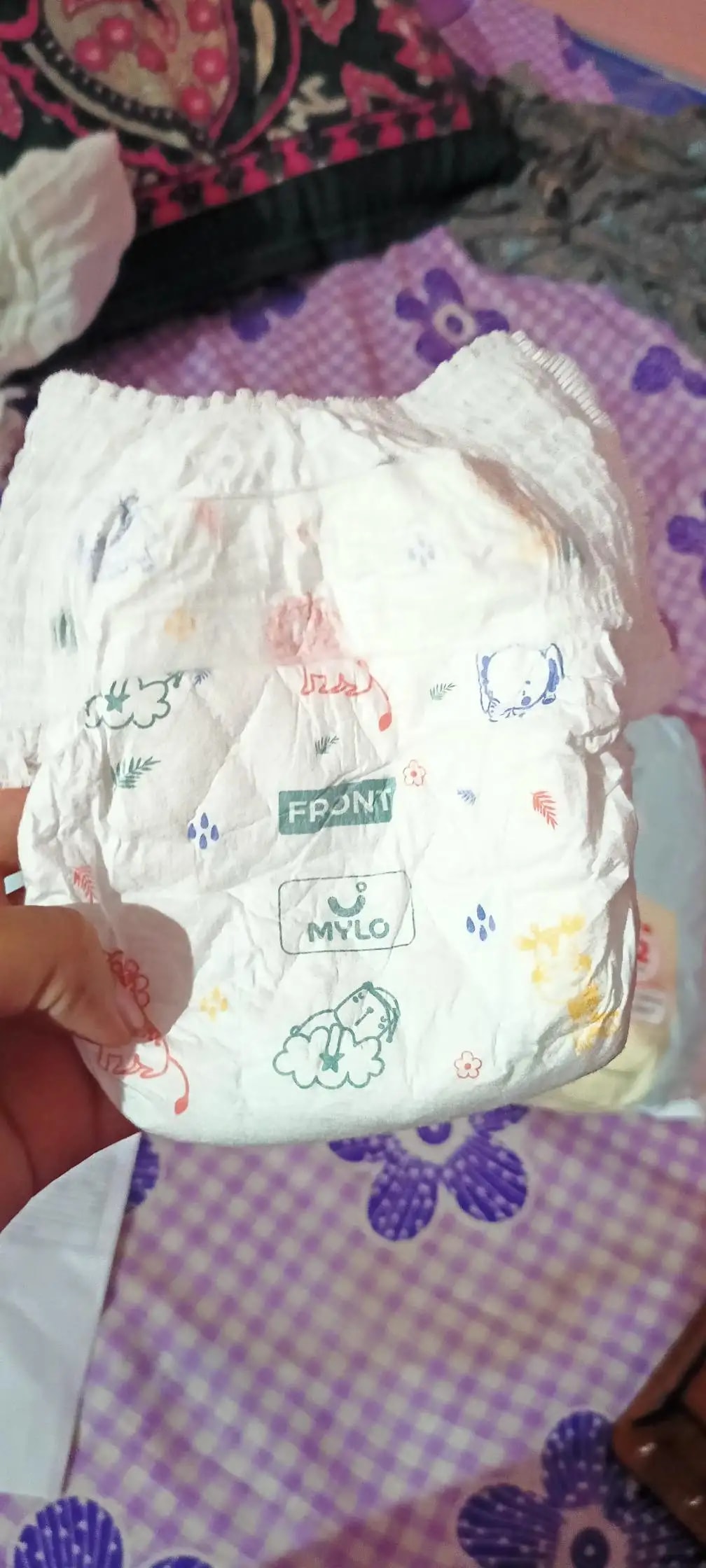 Mylo Baby New Born Diaper Pants | Up to 5Kgs | with Wetness Indicator | 92 Count