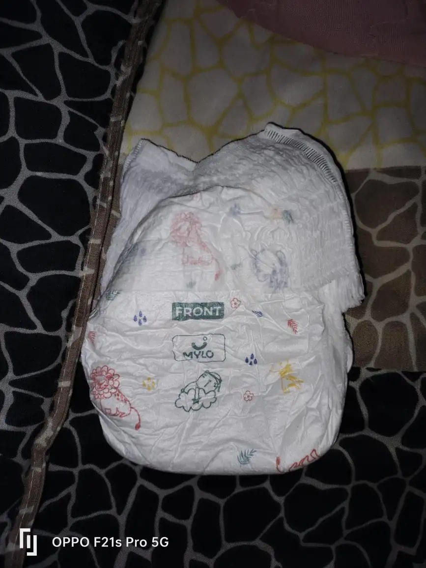 Mylo Baby New Born Diaper Pants | Up to 5Kgs | with Wetness Indicator | 92 Count