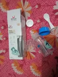 2-in-1 Baby Feeding Bottle | BPA Free with Anti-Colic Nipple & Spoon | Easy Flow Neck Design - Lion & Giraffe 125ml & 250ml