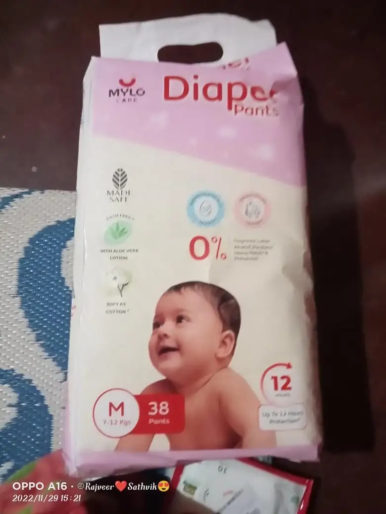 Mylo Baby New Born Diaper Pants | Up to 5Kgs | with Wetness Indicator | 92 Count