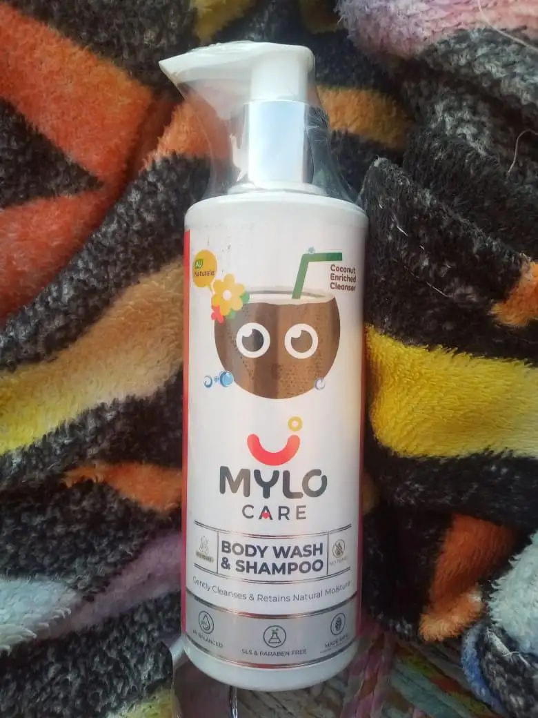 Baby Shampoo and Body Wash | Gentle Cleansing Head-to-Toe | Tear Free Formulation | Retains Natural Moisture | Dermatologically Tested | Made Safe Certified- 200 ml - Pack of 2
