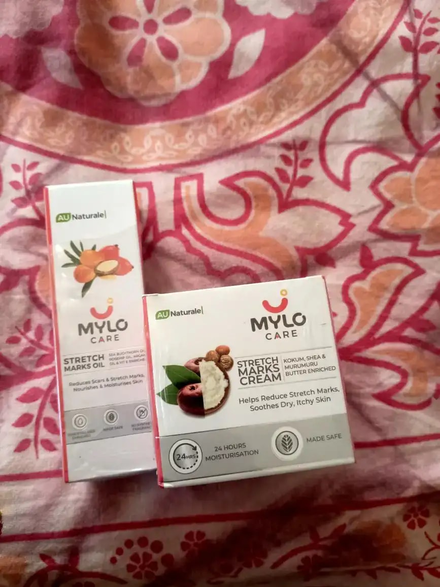 Stretch Marks Kit - Removes Scars | Made with Natural Ingredients | Tightens Skin - (1 Stretch Mark Oil - 100 ml, 2 Stretch Marks Cream - 100ml each)