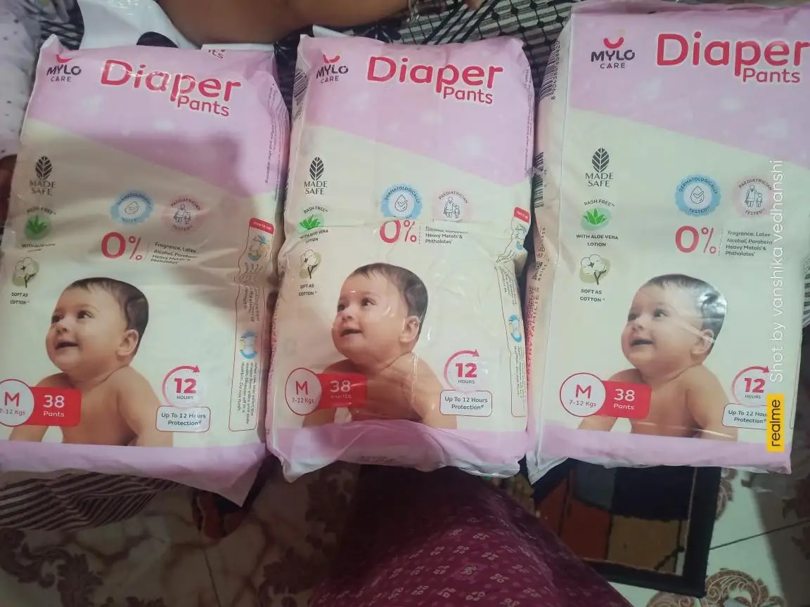 Mylo Baby New Born Diaper Pants | Up to 5Kgs | with Wetness Indicator | 92 Count