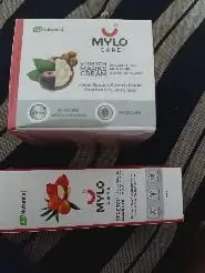Stretch Marks Kit - Removes Scars | Made with Natural Ingredients | Tightens Skin - (1 Stretch Mark Oil - 100 ml, 2 Stretch Marks Cream - 100ml each)