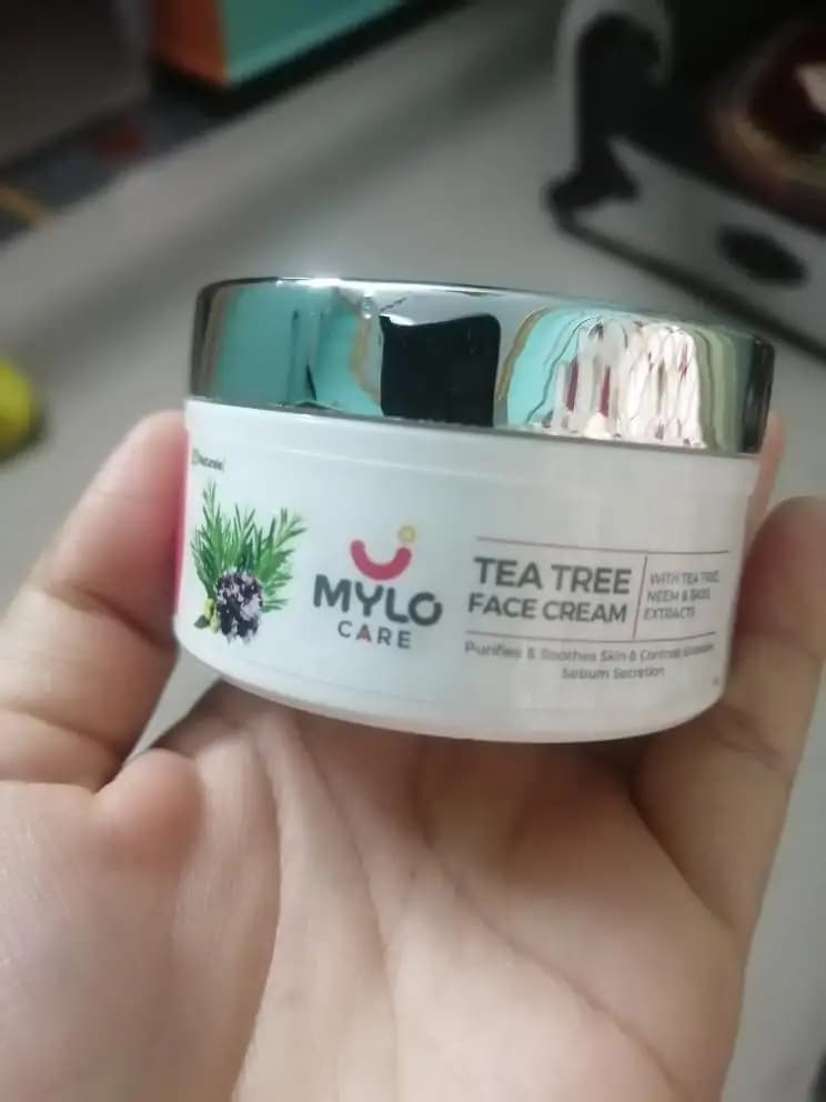 Tea Tree Face Cream with Tea Tree, Basil & Neem Extracts | Purifies & Soothes Skin | Relieves Acne | Moisturizes & Nourishes Skin - 50 gm
