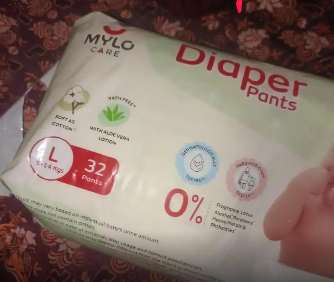 Mylo Baby New Born Diaper Pants | Up to 5Kgs | with Wetness Indicator | 92 Count
