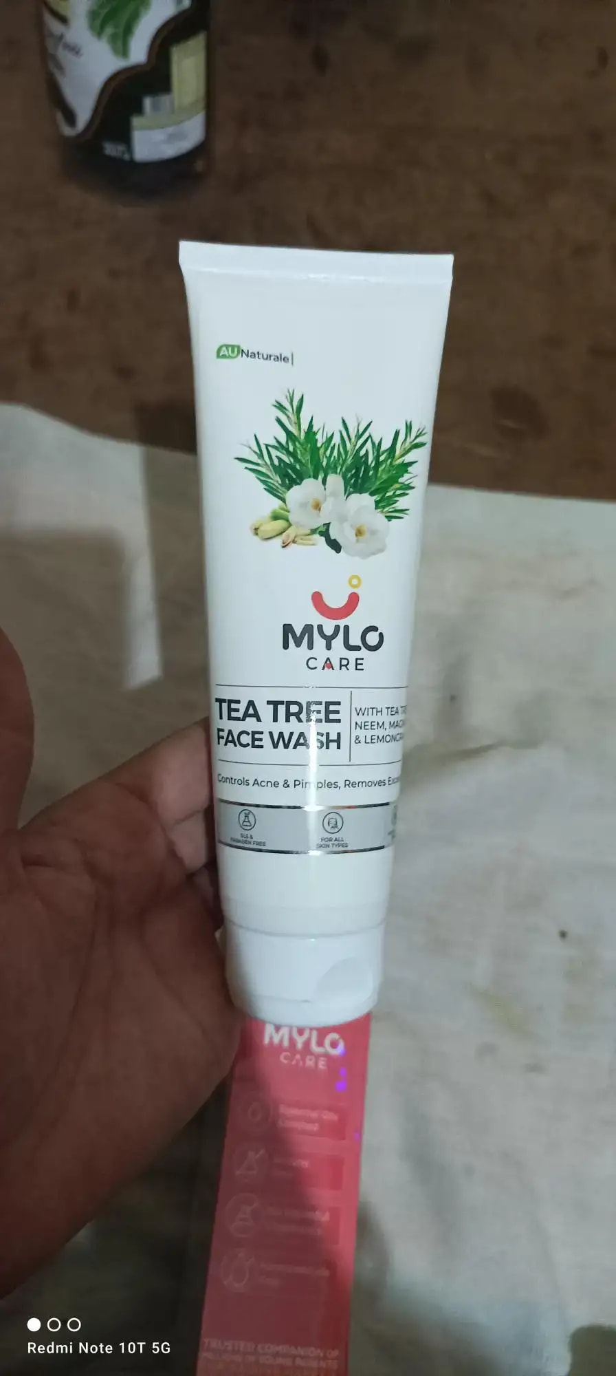 Stretch Marks Kit - Removes Scars | Made with Natural Ingredients | Tightens Skin - (1 Stretch Mark Oil - 100 ml, 2 Stretch Marks Cream - 100ml each)