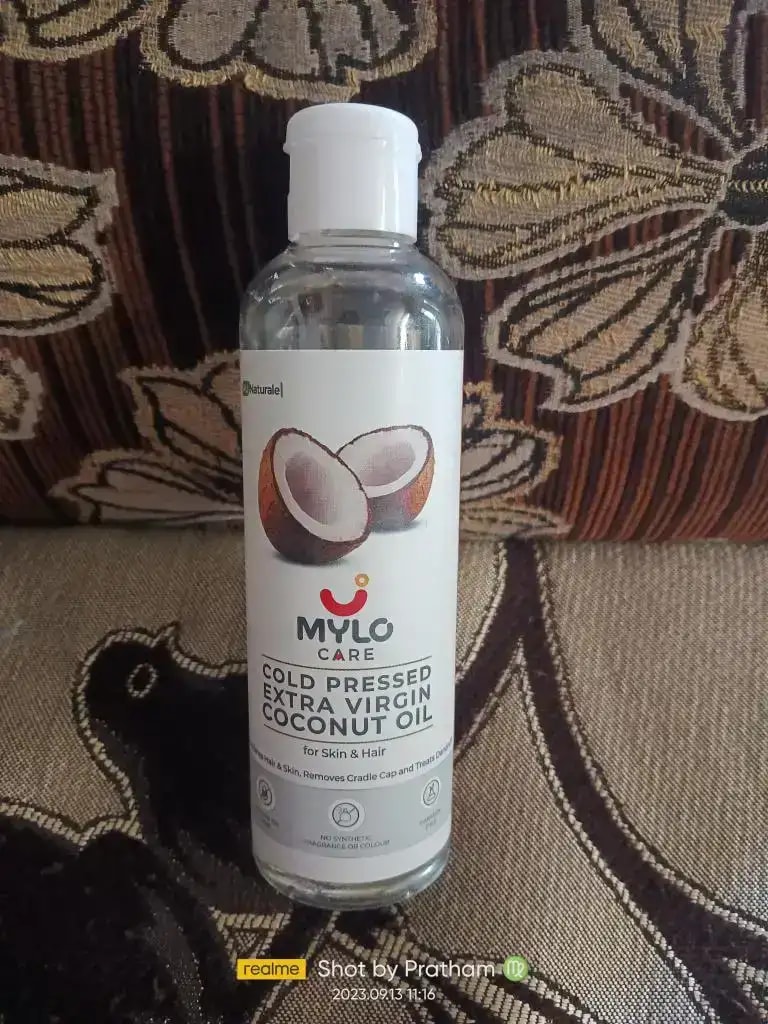 Cold Pressed Extra Virgin Coconut Oil for Skin & Hair - Nourishes Skin Deeply | Reduces Dandruff | Strengthens Hair | Soothes Baby's Rashes - 200 ml