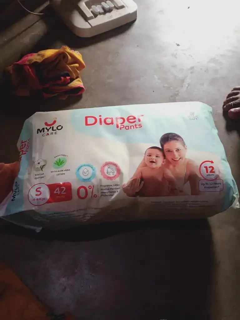 Mylo Baby New Born Diaper Pants | Up to 5Kgs | with Wetness Indicator | 92 Count