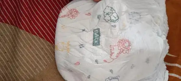 Mylo Baby New Born Diaper Pants | Up to 5Kgs | with Wetness Indicator | 92 Count
