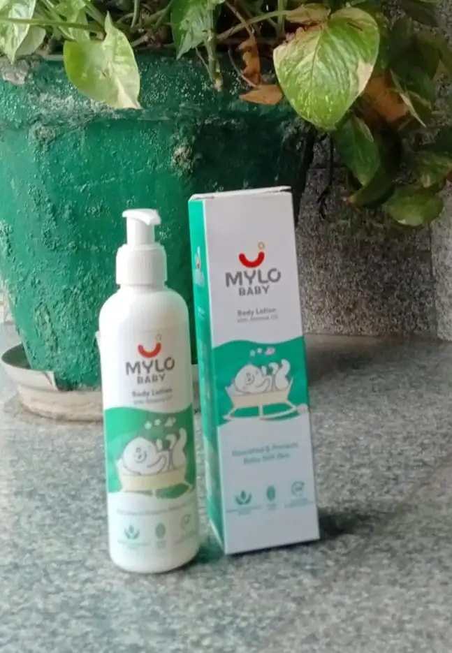 Baby Lotion for Kids | Made Safe Certified | Dermatologically Tested | Long Lasting 24 Hours Moisturisation | Soothes Dryness - 200 ml