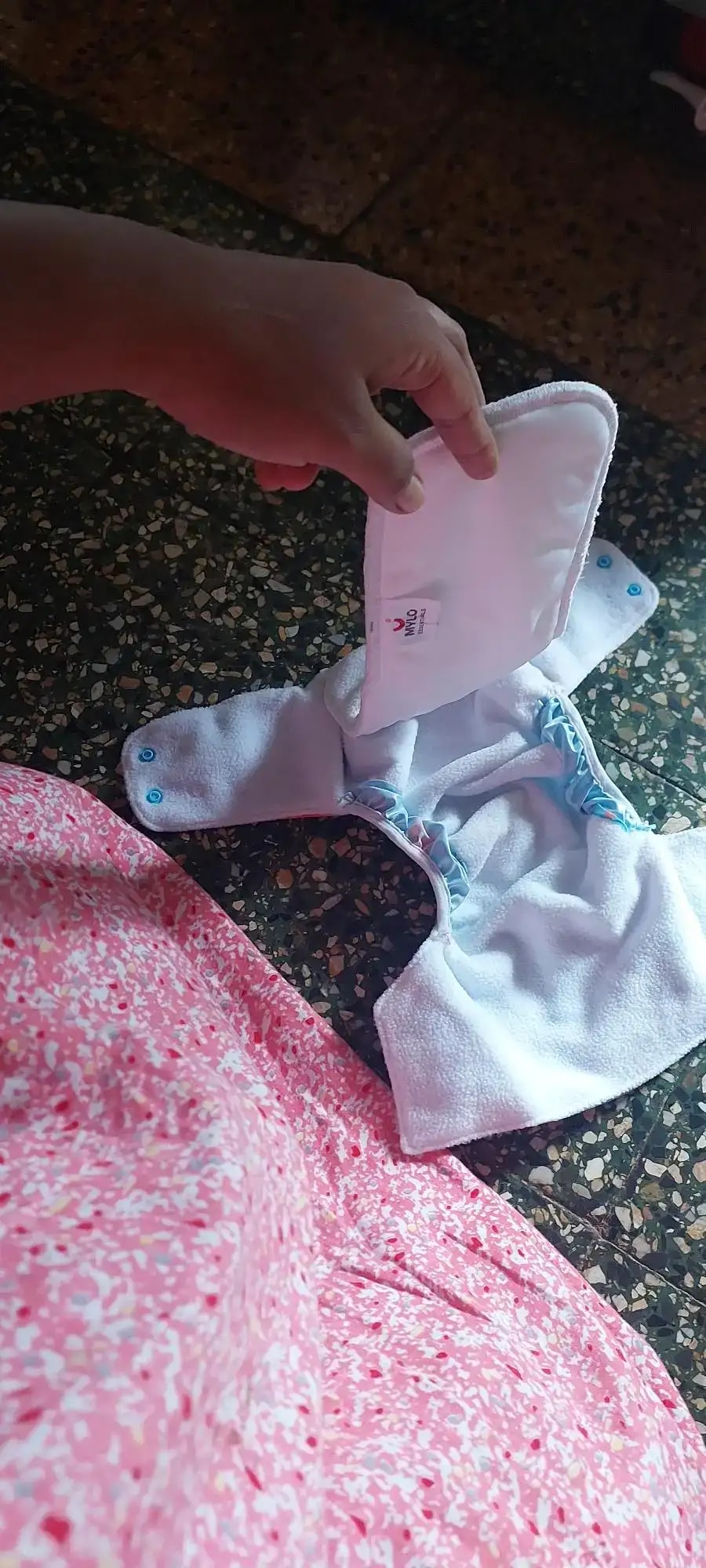 Adjustable Washable & Reusable Cloth Diaper With Dry Feel, Absorbent Insert Pad (3M-3Y) Prevents Rashes - Floral Spring - Pack of 1