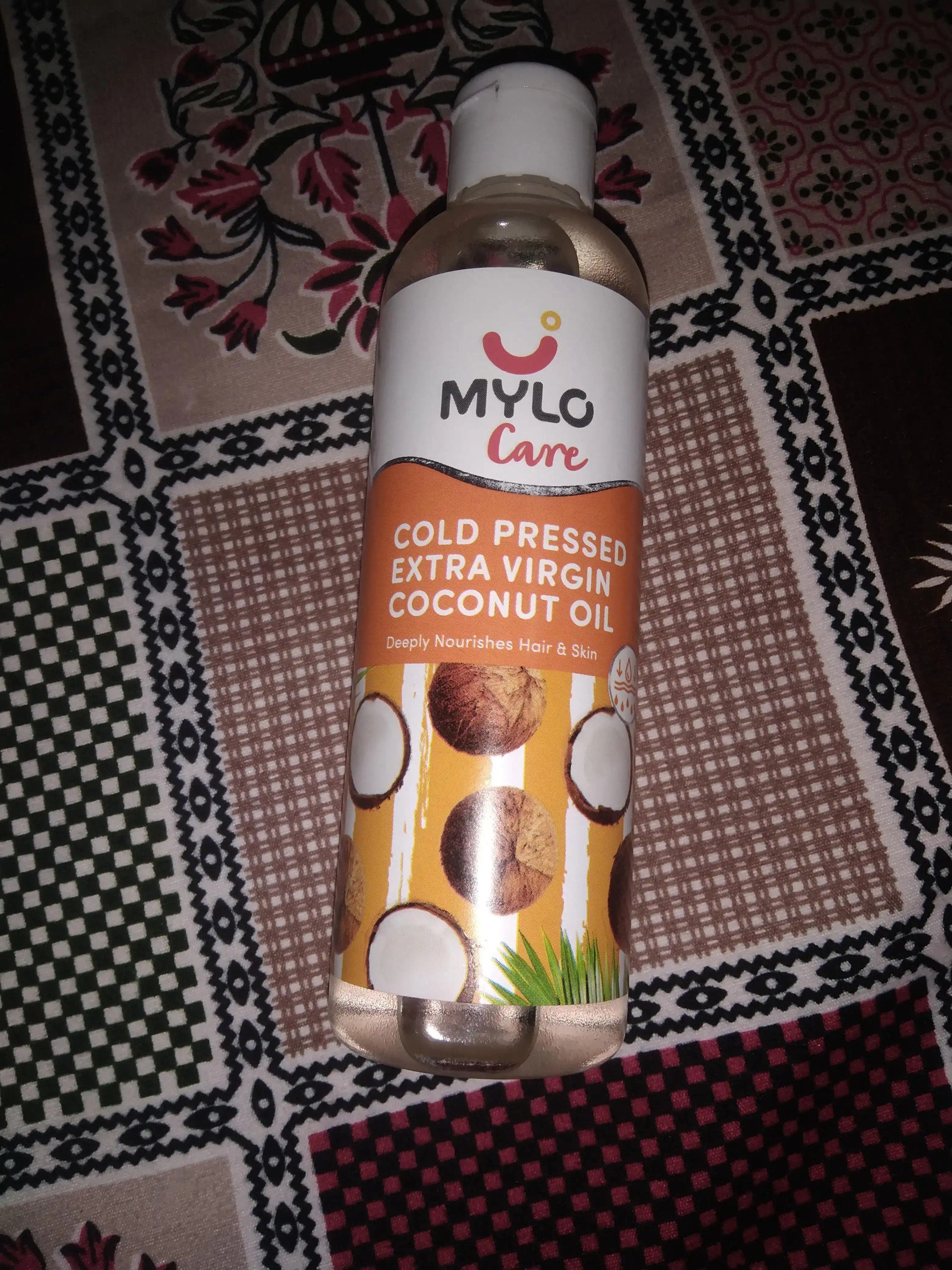 Cold Pressed Extra Virgin Coconut Oil for Skin & Hair - Nourishes Skin Deeply | Reduces Dandruff | Strengthens Hair | Soothes Baby's Rashes - 200 ml