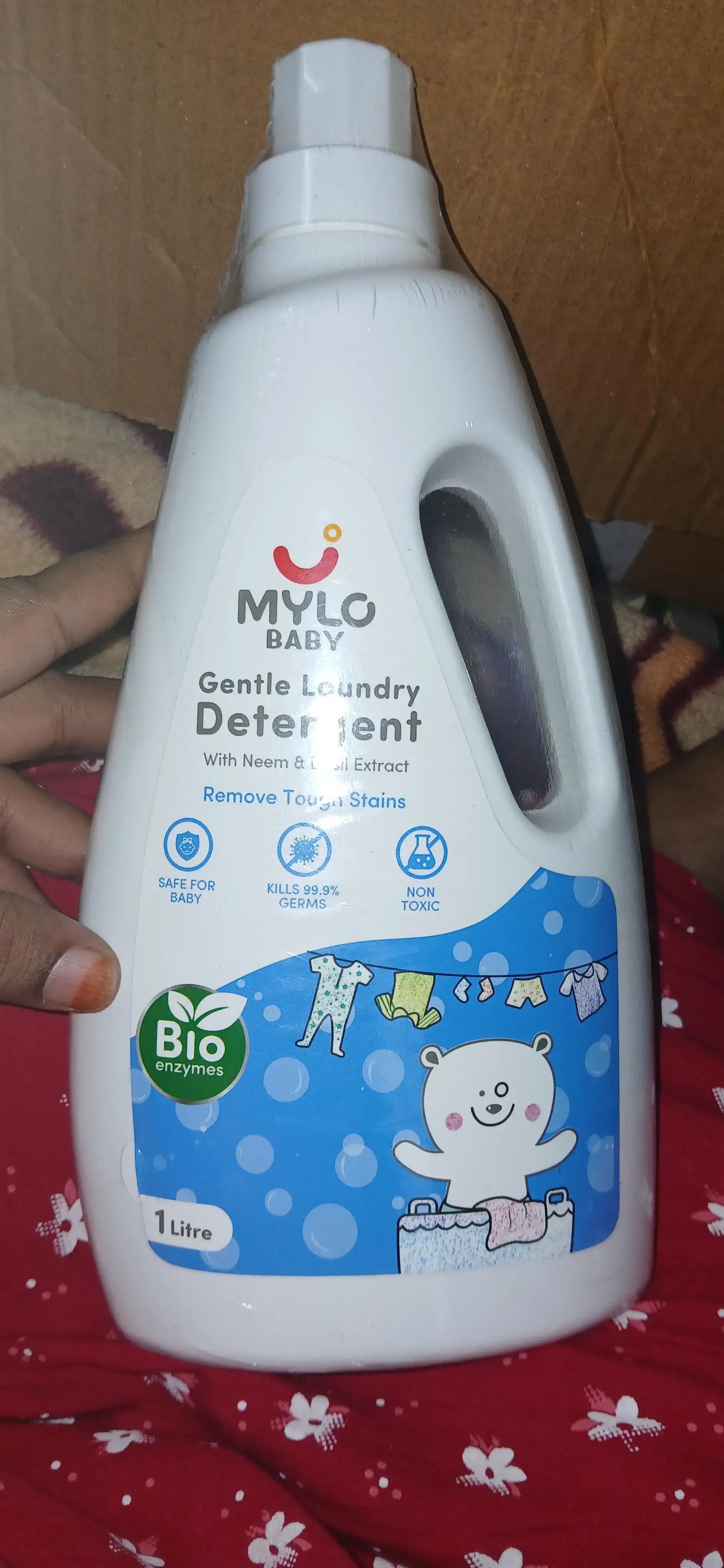 Baby Safe Liquid Detergent for Baby Clothes | Tough on stains | Gentle on clothes | Keeps Color & Softness Intact | Suitable for Front & Top Load Washing Machine | 1 litre - Pack of 2