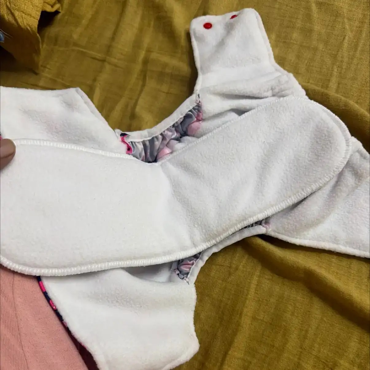 Adjustable Washable & Reusable Cloth Diaper With Dry Feel, Absorbent Insert Pad (3M-3Y) Prevents Rashes - Floral Spring - Pack of 1