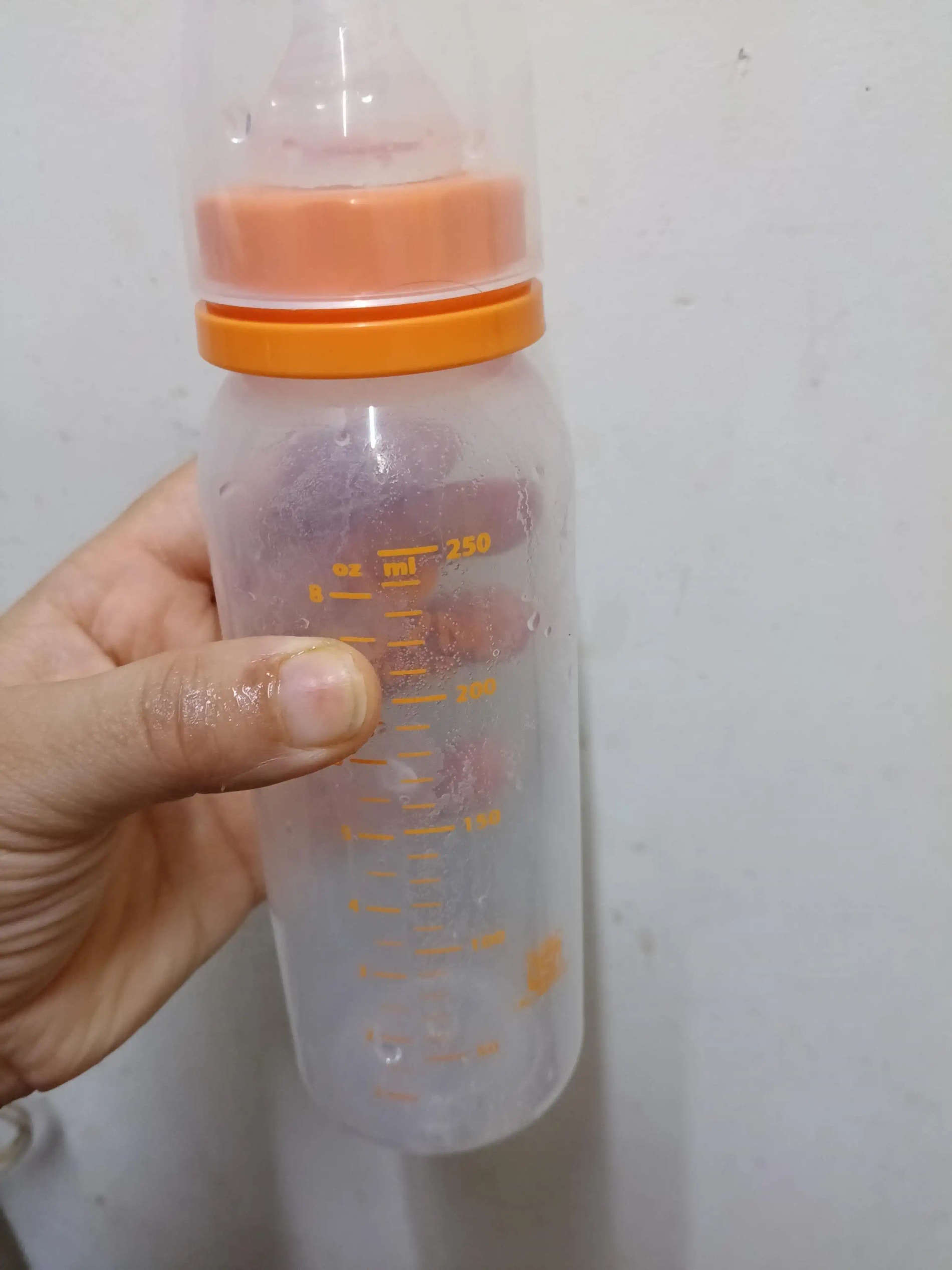 2-in-1 Baby Feeding Bottle | BPA Free with Anti-Colic Nipple & Spoon | Easy Flow Neck Design - Lion & Giraffe 125ml & 250ml